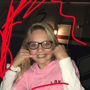 Meet your Posher, Phoebe